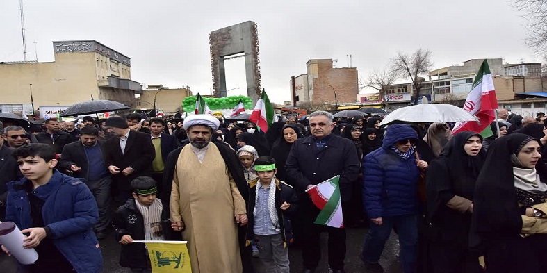 حضور پرشور دانشگاهیان دانشگاه شهرکرد در راهپیمایی ۲۲ بهمن