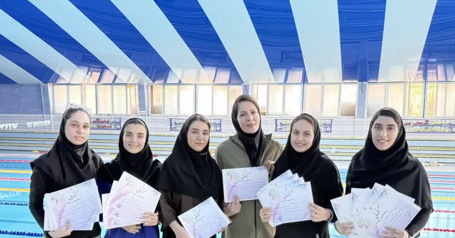 کسب ۹ مدال رنگارنگ توسط تیم شنای دختران دانشگاه شهرکرد در مسابقات منطقه ۶